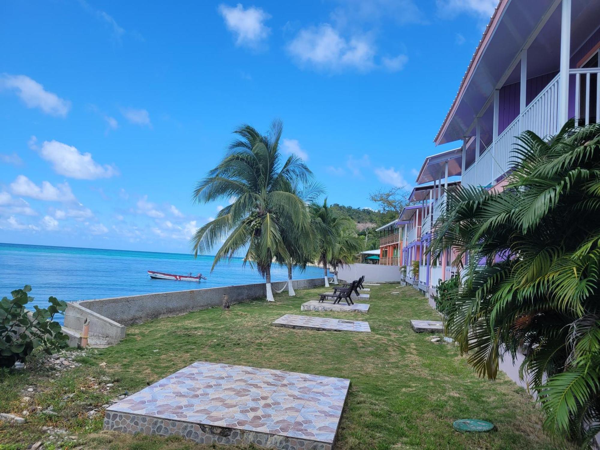 Hotel Posada Del Mar Fresh Water Bay Екстер'єр фото
