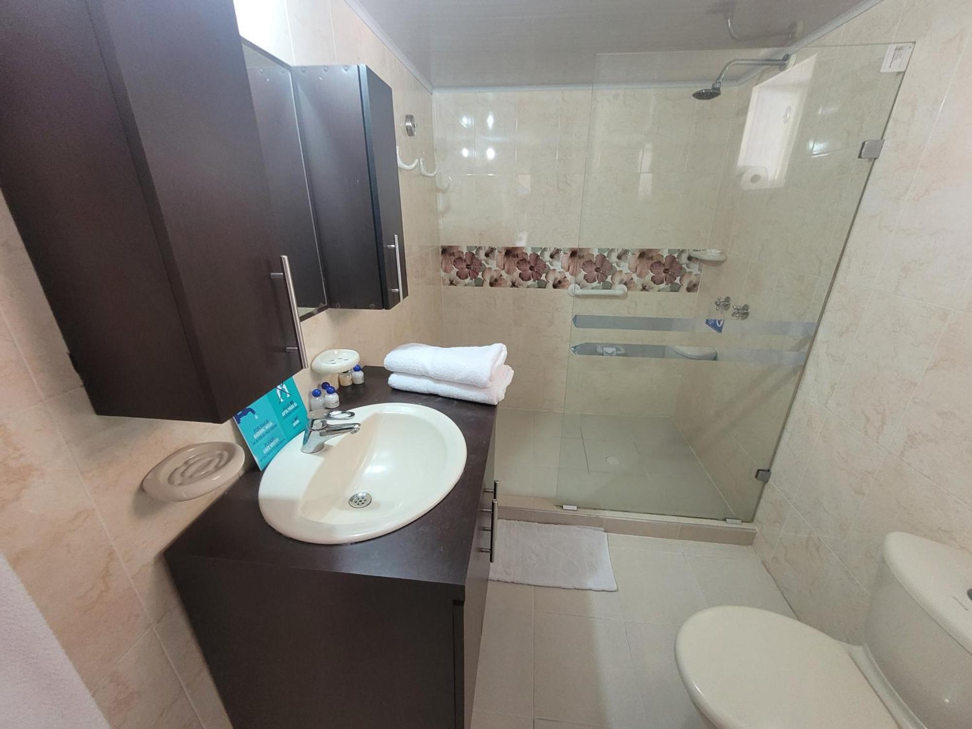 Hotel Posada Del Mar Fresh Water Bay Номер фото